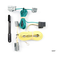 Carica l&#39;immagine nel visualizzatore di Gallery, Curt 06-11 Buick Lucerne Custom Wiring Harness (4-Way Flat Output)