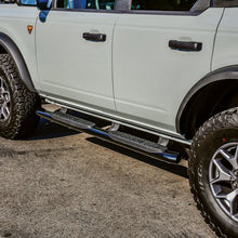 गैलरी व्यूवर में इमेज लोड करें, Westin 21-22 Ford Bronco (4-Door) PRO TRAXX 4 Oval Nerf Step Bars - Textured Black
