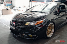 Cargar imagen en el visor de la galería, Seibon 14-15 Honda Civic 2dr VSII-Style Carbon Fiber Hood