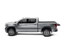 Charger l'image dans la galerie, Extang 19-20 Chevy/GMC Silverado/Sierra 1500 (8 ft) Trifecta Signature 2.0