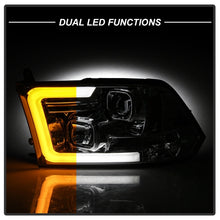 Carica l&#39;immagine nel visualizzatore di Gallery, Spyder 09-16 Dodge Ram 1500 Ver 2 Proj Headlight - Light Bar Turn Signal - Chro - PRO-YD-DR09V2-SB-C