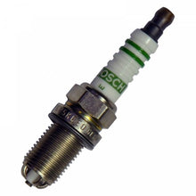 गैलरी व्यूवर में इमेज लोड करें, Bosch Spark Plug (FGR5KQE0) 05-08 Carrera/S/4/4S *Must Order Minimum of 10, Order Multiples of 10*
