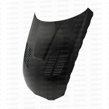 गैलरी व्यूवर में इमेज लोड करें, Seibon 07-10 BMW 3 Series 2 dr E92 (Excl M3 &amp; convertible) GTR-style Carbon Fiber Hood