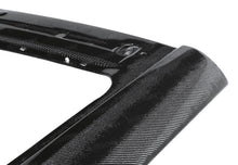 गैलरी व्यूवर में इमेज लोड करें, Seibon 09-10 Nissan 370Z OEM Carbon Fiber Trunk Lid
