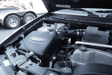 गैलरी व्यूवर में इमेज लोड करें, Volant 06-08 Chevrolet Trailblazer 4.2 L6 Pro5 Closed Box Air Intake System