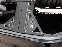 Laden Sie das Bild in den Galerie-Viewer, Road Armor 05-19 Toyota Tacoma TRECK Drill-Less Rack Base Mounting Bracket Kit - Tex Blk