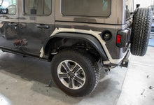 Load image into Gallery viewer, DV8 Offroad 2018+ Jeep Wrangler JL Wide Flat Fenders (Set of 4)