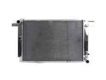 गैलरी व्यूवर में इमेज लोड करें, CSF 90-93 Mercedes-Benz 500SL / 94-02 Mercedes-Benz SL500 Radiator - 2to4wheels
