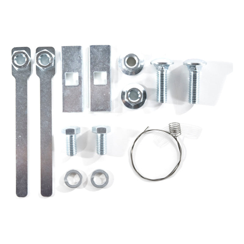 Curt 04-07 Chevy Malibu Maxx Except SS Class 2 Trailer Hitch w/1-1/4in Receiver