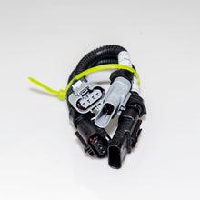 Laden Sie das Bild in den Galerie-Viewer, Kooks 2016 Chevrolet Camaro SS O2 Extension Kit - 10in Front Left Ext Wire - 8in Rear Left Ext Wire
