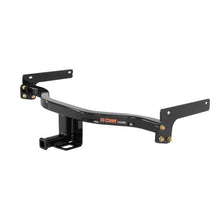 Cargar imagen en el visor de la galería, Curt 15-19 Lincoln MKC Class 2 Trailer Hitch w/1-1/4in Receiver