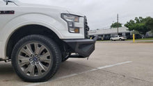 Carica l'immagine nel visualizzatore di Gallery, Road Armor 15-17 Ford F150 SPARTAN Front Bumper - Tex Blk