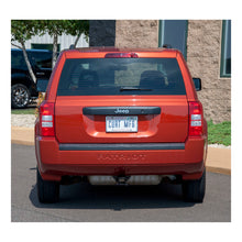 Load image into Gallery viewer, Curt 07-10 Jeep Compass Class 3 Trailer Hitch w/2in Receiver