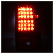Carica l&#39;immagine nel visualizzatore di Gallery, Spyder Chevy Suburban/Tahoe 1500/2500 00-06/GMC Yukon LED Tail Lights Chrome ALT-YD-CD00-LED-C