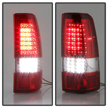 Carica l&#39;immagine nel visualizzatore di Gallery, xTune 03-06 Chevrolet Silverado 1500/2500HD LED Tail Lights - Red Clear (ALT-JH-CSIL03-CS-RC)