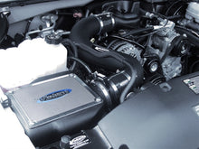 गैलरी व्यूवर में इमेज लोड करें, Volant 99-06 Chevrolet Tahoe 4.3L V6 Pro5 Closed Box Air Intake System