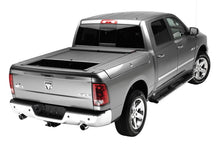 Laden Sie das Bild in den Galerie-Viewer, Roll-N-Lock 12-17 Dodge Ram RamBox SB 76in M-Series Retractable Tonneau Cover
