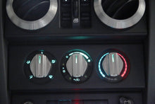 Load image into Gallery viewer, DV8 Offroad 2007-2010 Jeep JK Climate Control Knobs
