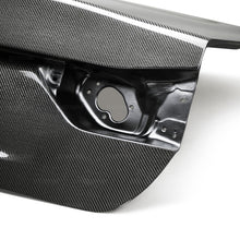 Carica l&#39;immagine nel visualizzatore di Gallery, Seibon 13-18 Lexus GS OEM Carbon Fiber Trunk Lid
