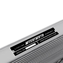 Laden Sie das Bild in den Galerie-Viewer, Mishimoto 08 Volkswagen Golf R32 Aluminum Radiator
