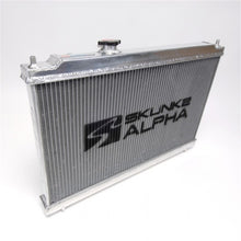 Laden Sie das Bild in den Galerie-Viewer, Skunk2 Alpha Series 94-01 Acura Integra Radiator (Full Size) (Dual Core) (Manual Trans.)
