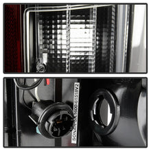 Carica l&#39;immagine nel visualizzatore di Gallery, Spyder Ford F150 18-19 - Light Bar LED Tail Lights - All Black ALT-YD-FF15018-LED-BKV2