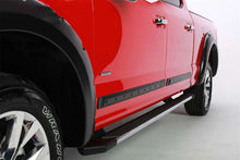 Charger l'image dans la galerie, EGR Crew Cab Front 45in Rear 34.5in Bolt-On Look Body Side Moldings (993474)