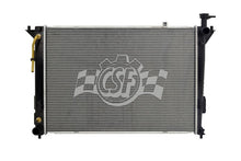 Laden Sie das Bild in den Galerie-Viewer, CSF 11-15 Kia Sorento 2.4L OEM Plastic Radiator