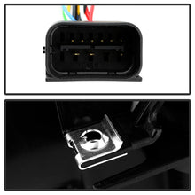 Laden Sie das Bild in den Galerie-Viewer, Spyder BMW X5 E53 2004-2006 Projector Halogen Model- DRL LED CCFL Halo Blk PRO-YD-BMWX503-CCFL-BK