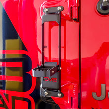 Load image into Gallery viewer, DV8 Offroad 2018+ Jeep JL/Gladiator Hinge Mounted Step