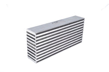 गैलरी व्यूवर में इमेज लोड करें, Garrett Air / Air Intercooler CAC (18.00in x 8.00in x 3.50in) - 425 HP