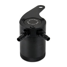 Carica l&#39;immagine nel visualizzatore di Gallery, Mishimoto 14-18 Chevy/GMC 1500 5.3L/6.2L Catch Can