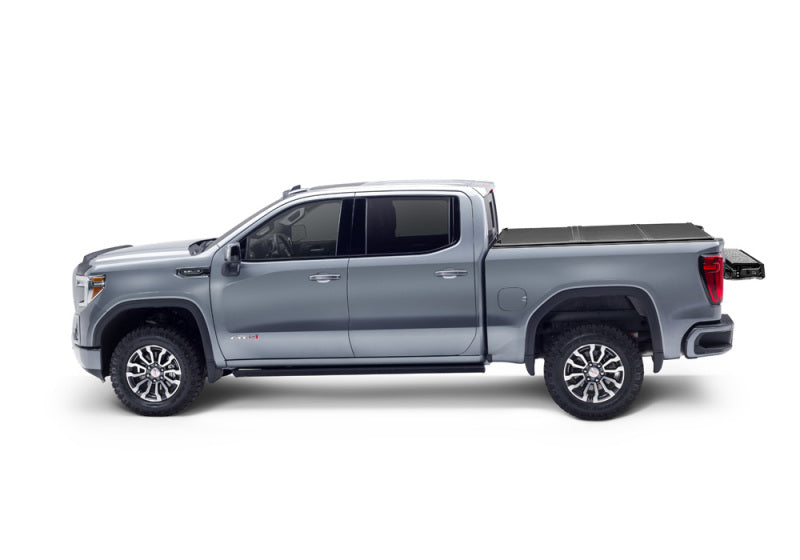 UnderCover 07-21 Toyota Tundra 5.5ft Triad Bed Cover