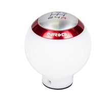 गैलरी व्यूवर में इमेज लोड करें, NRG Shift Knob - White (Includes 4 Interchangeable Rings)