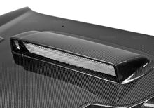 Carica l&#39;immagine nel visualizzatore di Gallery, Seibon 02-03 Subaru WRX CWII Carbon Fiber Hood