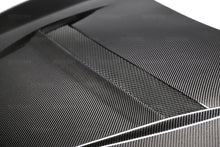 Charger l&#39;image dans la galerie, Seibon 2016-2017 Honda Civic Coupe/Sedan/Hatchback VS-Style Carbon Fiber Hood
