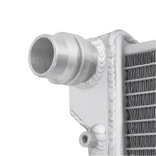 Laden Sie das Bild in den Galerie-Viewer, Mishimoto 08 Volkswagen Golf R32 Aluminum Radiator