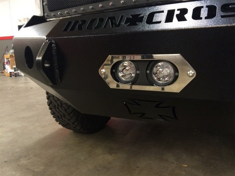 Iron Cross 6in Round Center Light Bracket w/Lights