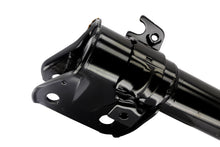 Laden Sie das Bild in den Galerie-Viewer, KYB Shocks &amp; Struts Excel-G Front Left 09-12 Subaru Forester