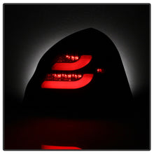Carica l&#39;immagine nel visualizzatore di Gallery, Spyder 04-08 Pontiac Grand Prix Light Bar LED Tail Light - Black Smoke (ALT-YD-PGP04-LED-BSM)