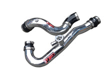 Charger l&#39;image dans la galerie, Injen 15-19 Ford Mustang 2.3L EcoBoost Aluminum Intercooler Piping Kit - Wrinkle Red