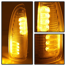 Charger l&#39;image dans la galerie, xTune Ford Superduty F250-F650 03-07 Amber LED Mirror Signal Lens - Clear ACC-LED-FDSD99-MR-C