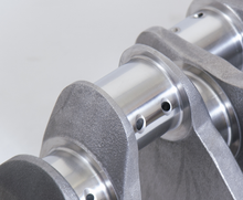 Carica l&#39;immagine nel visualizzatore di Gallery, Eagle Chevrolet 305/350 Small Block 2pc Rear Seal 3.48in Stroke Internal Balance Cast MS Crank Shaft