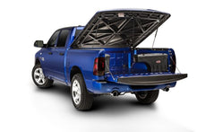 Laden Sie das Bild in den Galerie-Viewer, UnderCover 2020 Chevy Silverad 2500/3500 HD Passengers Side Swing Case - Black Smooth