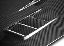 गैलरी व्यूवर में इमेज लोड करें, Seibon 04-05 Subaru WRX/STi CWII Carbon Fiber Hood