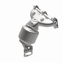 Carica l&#39;immagine nel visualizzatore di Gallery, MagnaFlow Conv DF 07-09 Hyundai Santa Fe 2.7L
