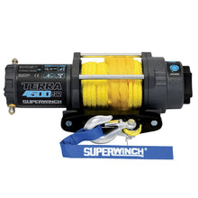 Laden Sie das Bild in den Galerie-Viewer, Superwinch 4500 LBS 12V DC 1/4in x 50ft Synthetic Rope Terra 4500SR Winch - Gray Wrinkle