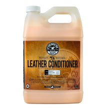 Laden Sie das Bild in den Galerie-Viewer, Chemical Guys Leather Conditioner - 1 Gallon - Single