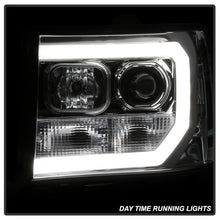 Charger l&#39;image dans la galerie, Spyder GMC Sierra 1500/2500/3500 07-13 V2 Projector Headlights - Chrome PRO-YD-GS07V2-LBDRL-C