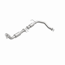 Carica l&#39;immagine nel visualizzatore di Gallery, MagnaFlow Conv Direct Fit 08-15 Toyota Sequoia